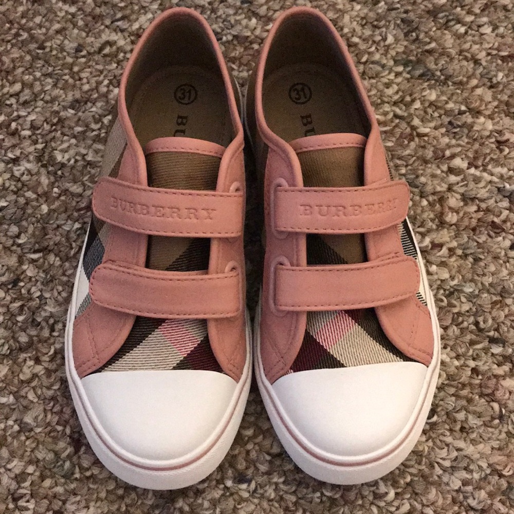 Burberry kids shoes